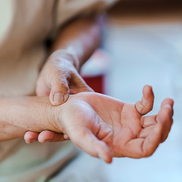 women having pain in hand