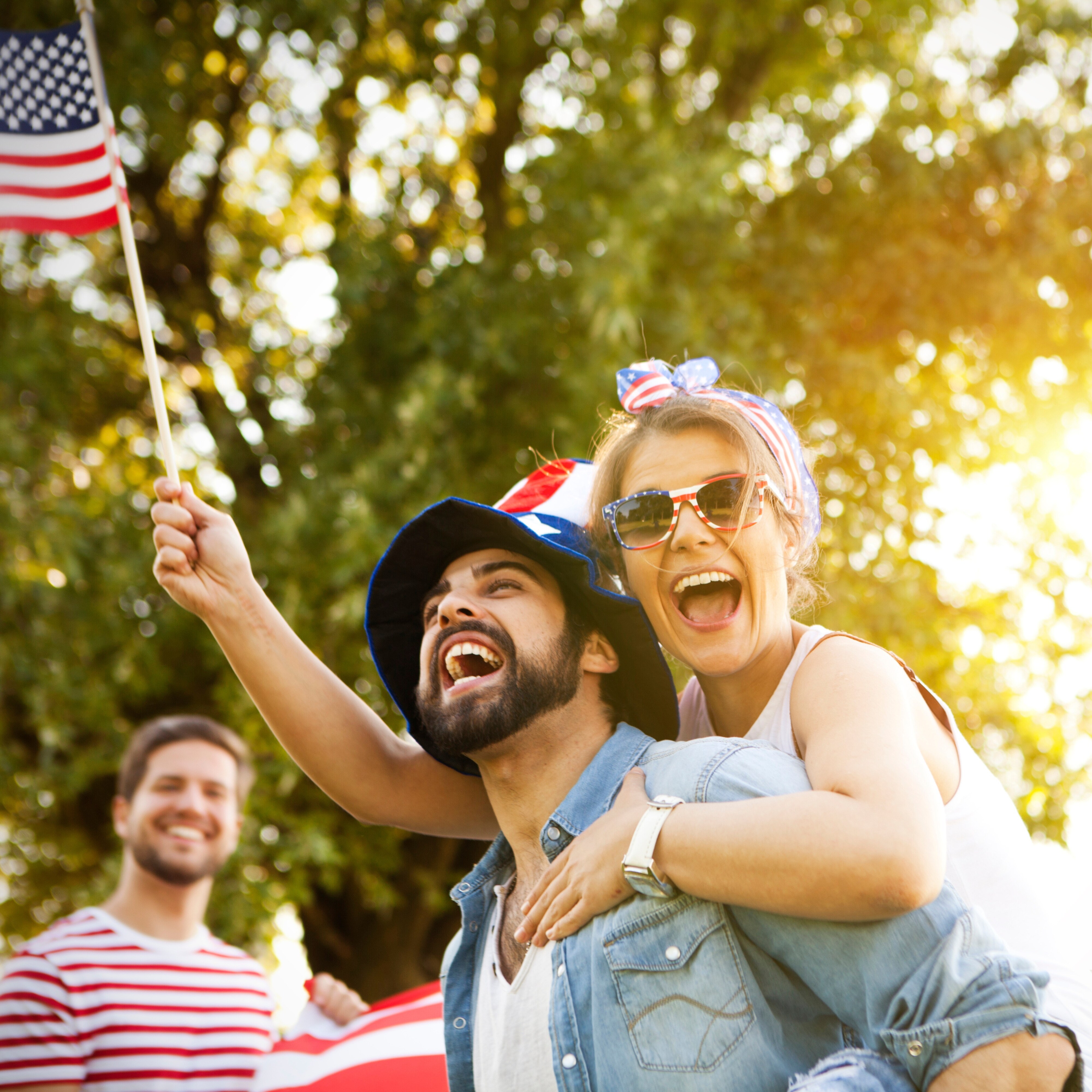 couple together on independence day